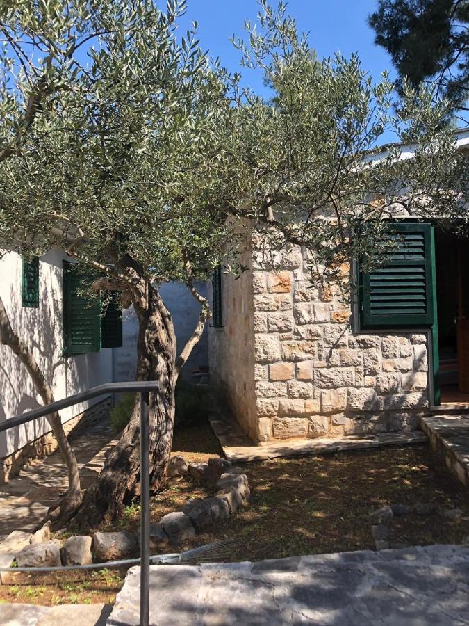 Holiday Home Pavarotti Supetar Kültér fotó