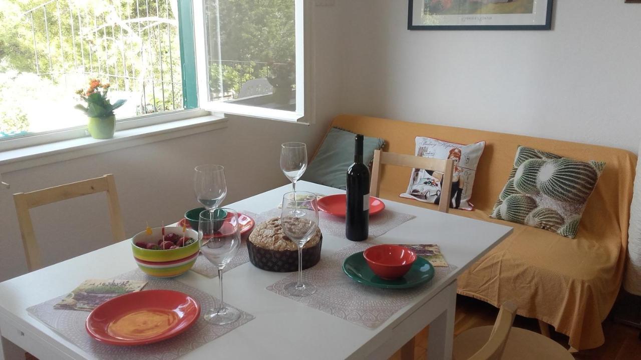 Holiday Home Pavarotti Supetar Kültér fotó